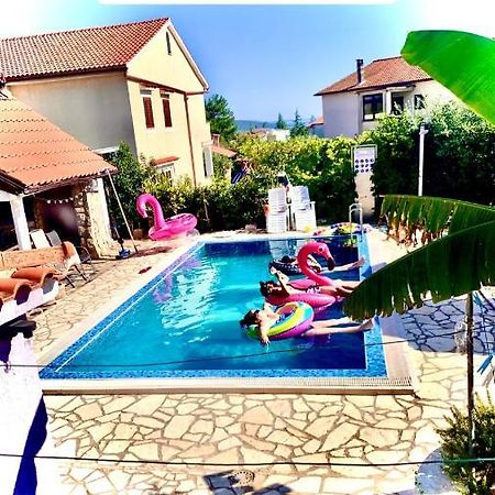 Villa Lory Krk Кърк Екстериор снимка
